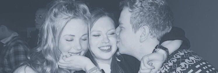 vickithornn's profile banner image