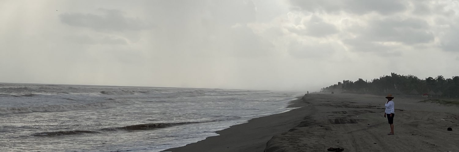 akrnchvz's profile banner image