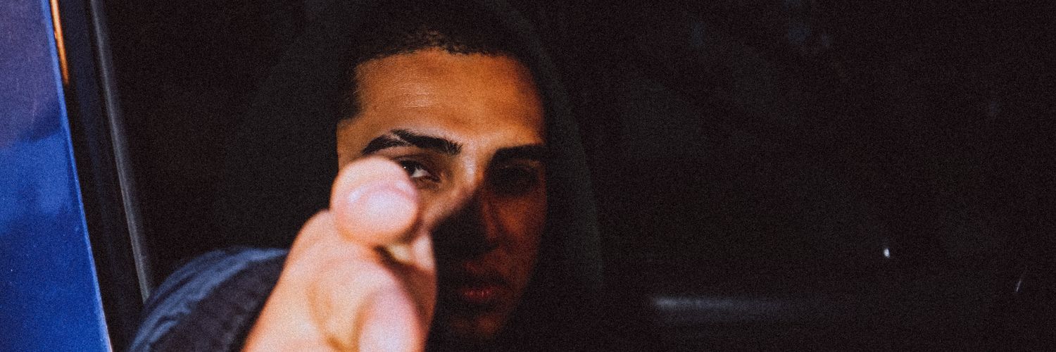 young_honny's profile banner image