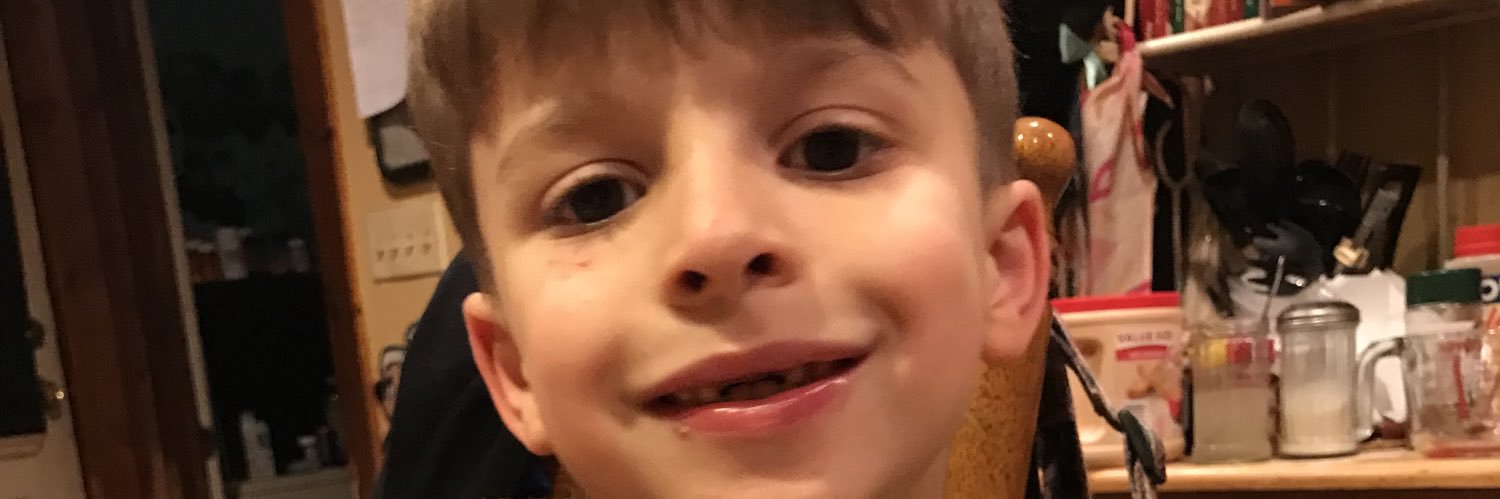 randi1095's profile banner image