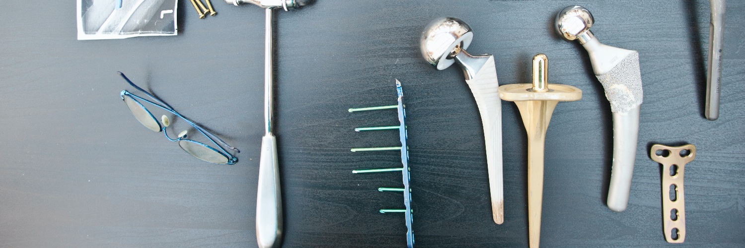 Oluwaseun Akinbo, MD, FAAOS, FAAHKS banner