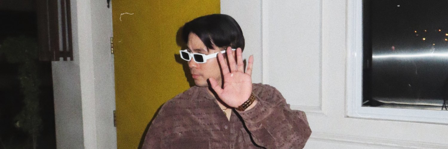 ronposecion's profile banner image