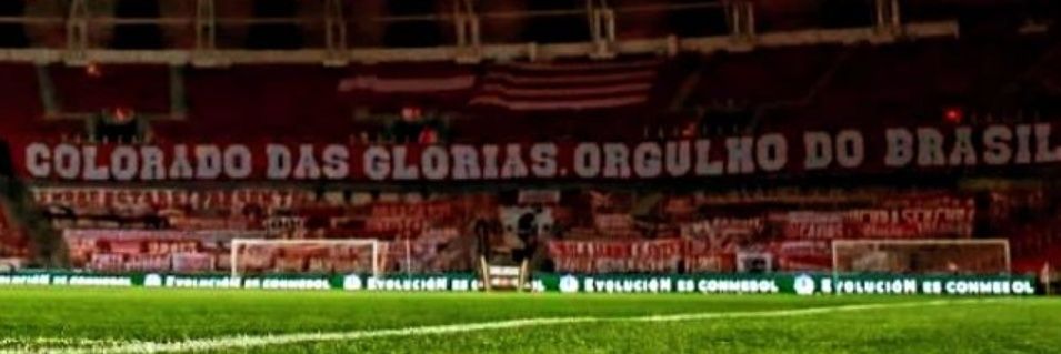 LinneaOliveira's profile banner image