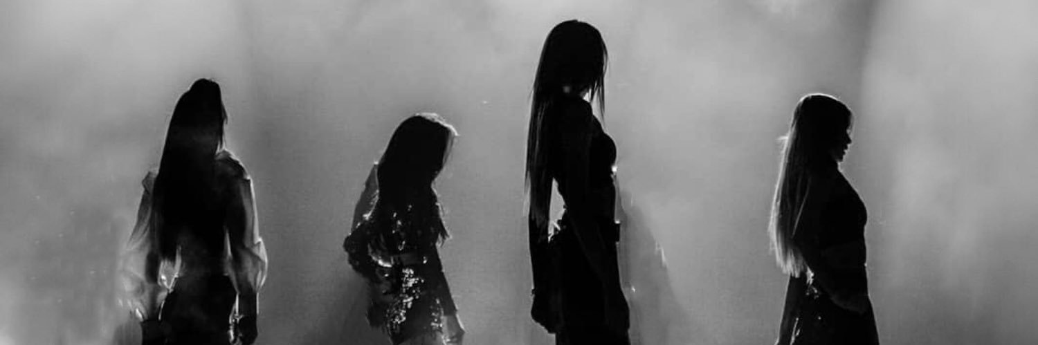 liz banner