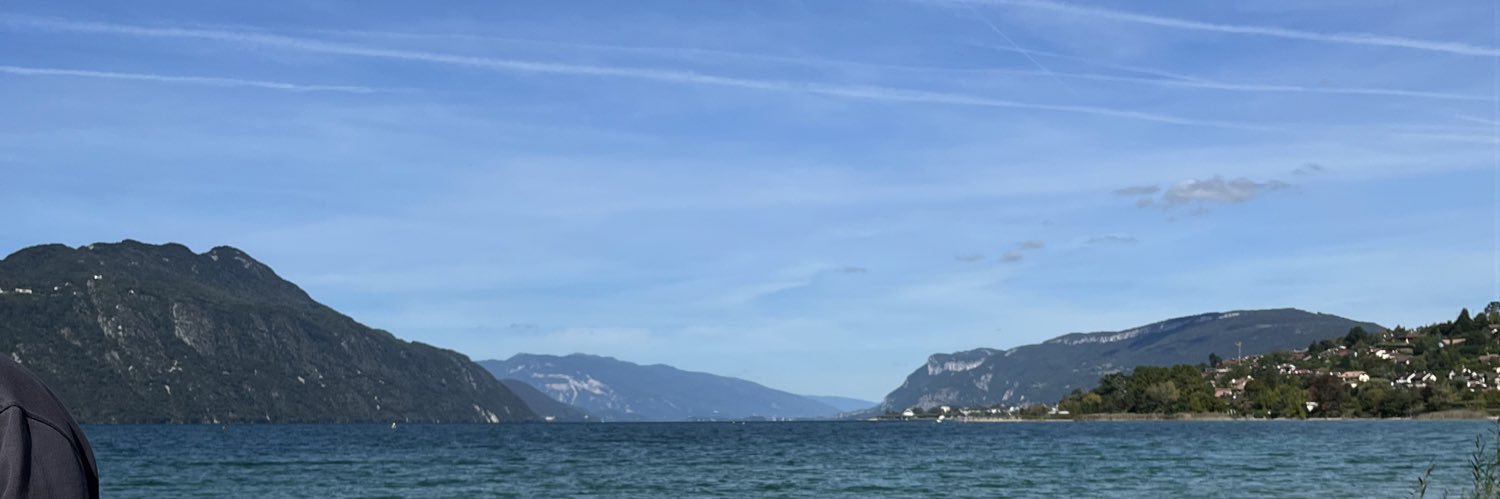 Estraxdirecti's profile banner image