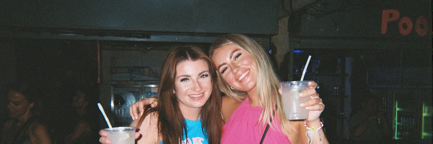 robynnicolex's profile banner image