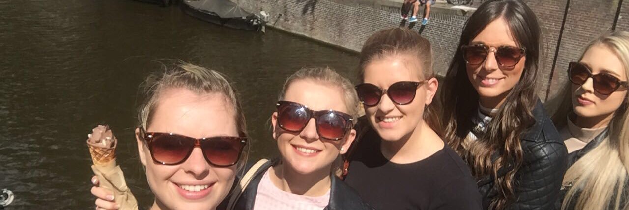chloeburrell64's profile banner image