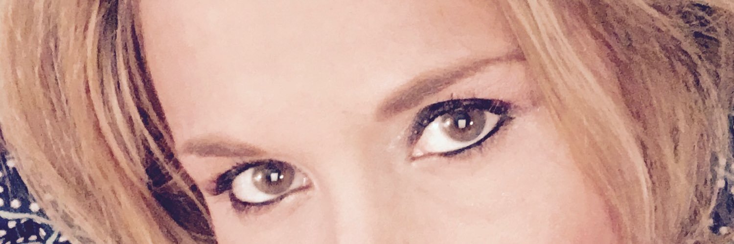 calee1977's profile banner image