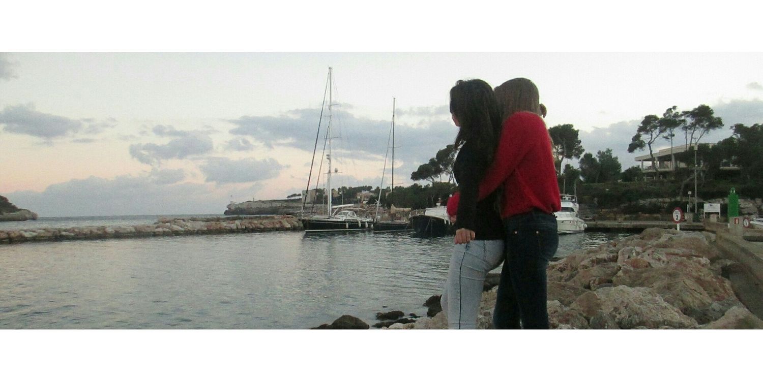 andrea_toril's profile banner image