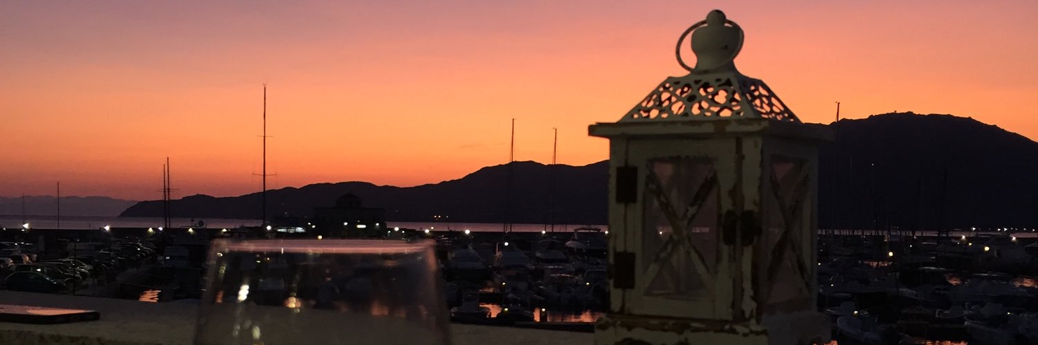 glongoni's profile banner image