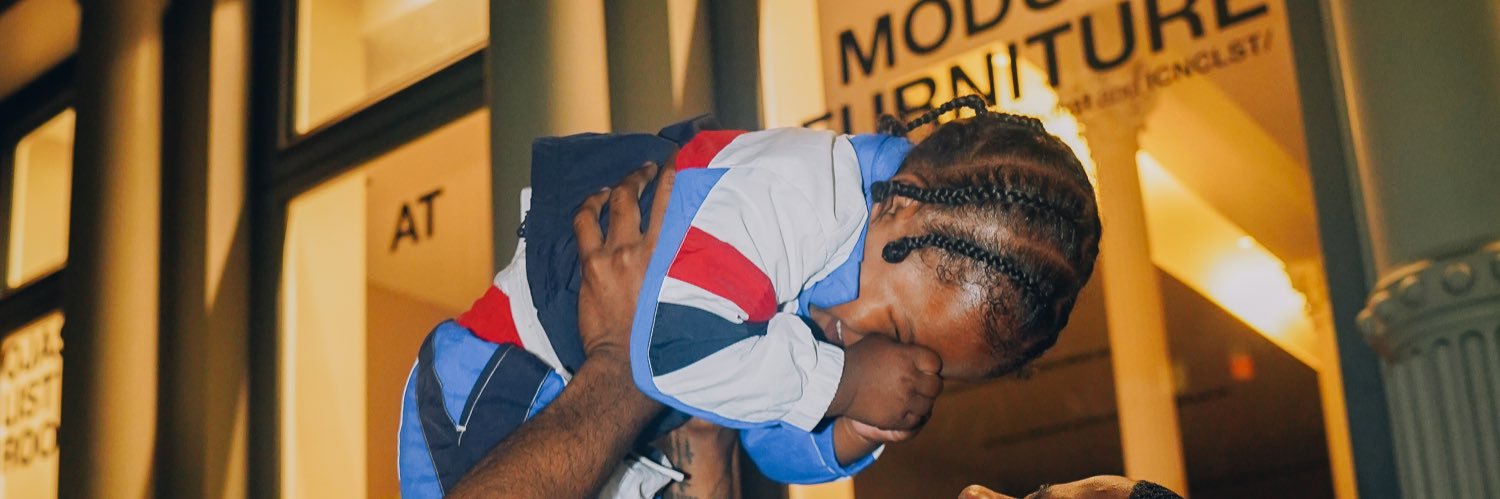 Lleek_'s profile banner image