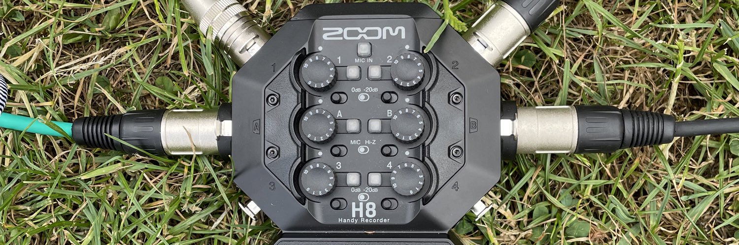 hotdonkeybear.bsky.social banner