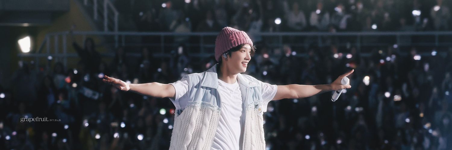 ᵇˡᵘ ⁿᵒᵗ ʲᵒˢʰᵘᵇᶦ banner