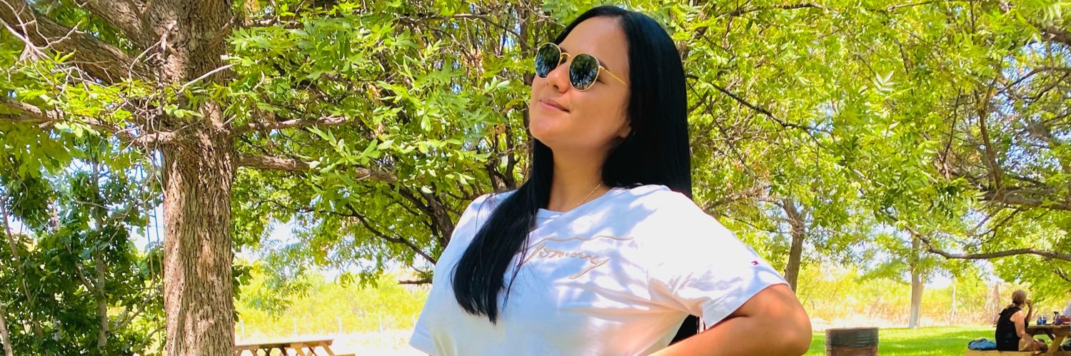 arely_radiofm's profile banner image