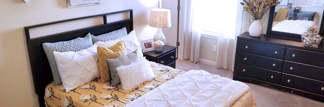 Cottage Row Stillwater banner