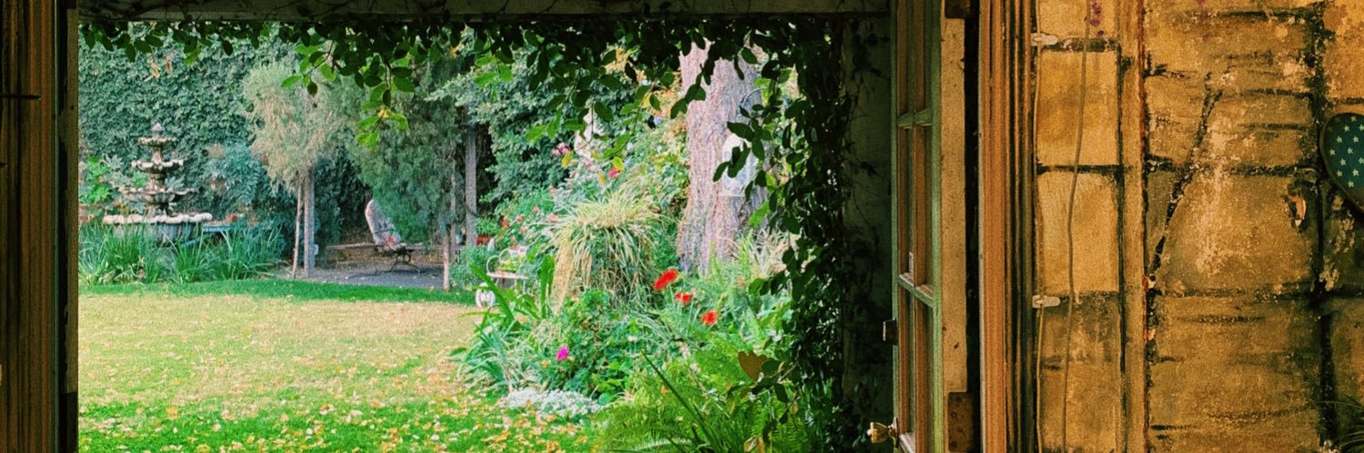 cloclomich's profile banner image