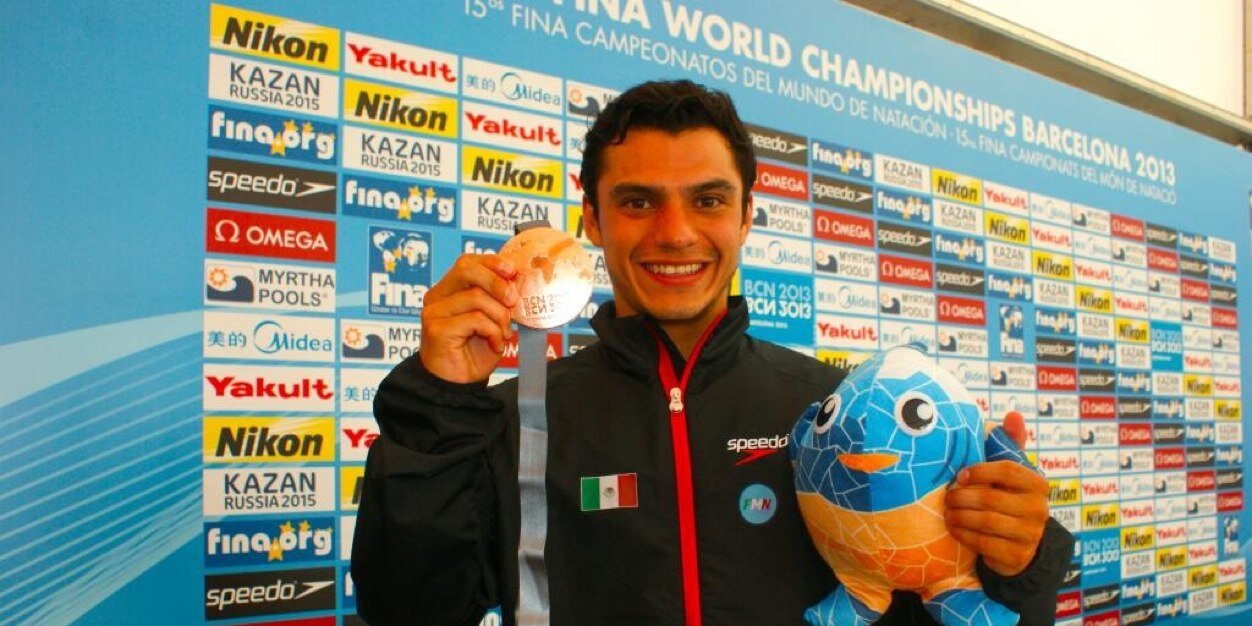 Fans Yahel Castillo banner