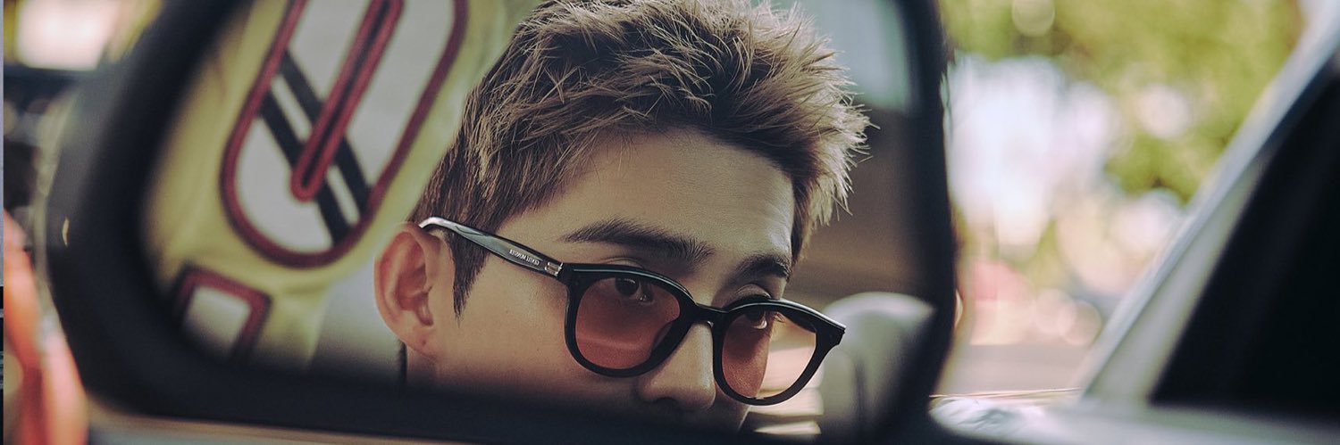 Lew banner