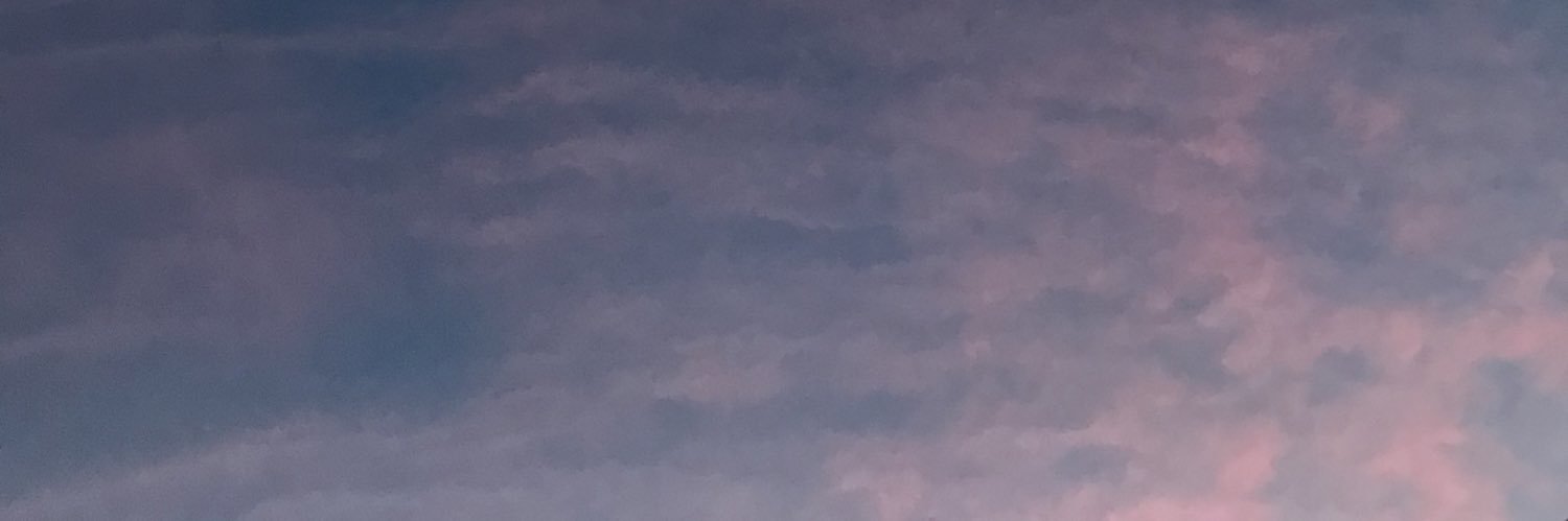 antutoti's profile banner image