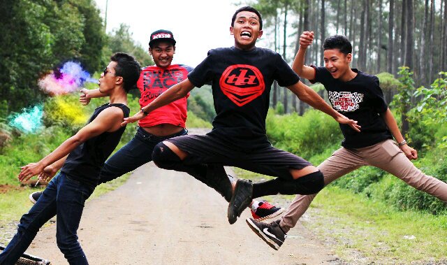 agien_182's profile banner image