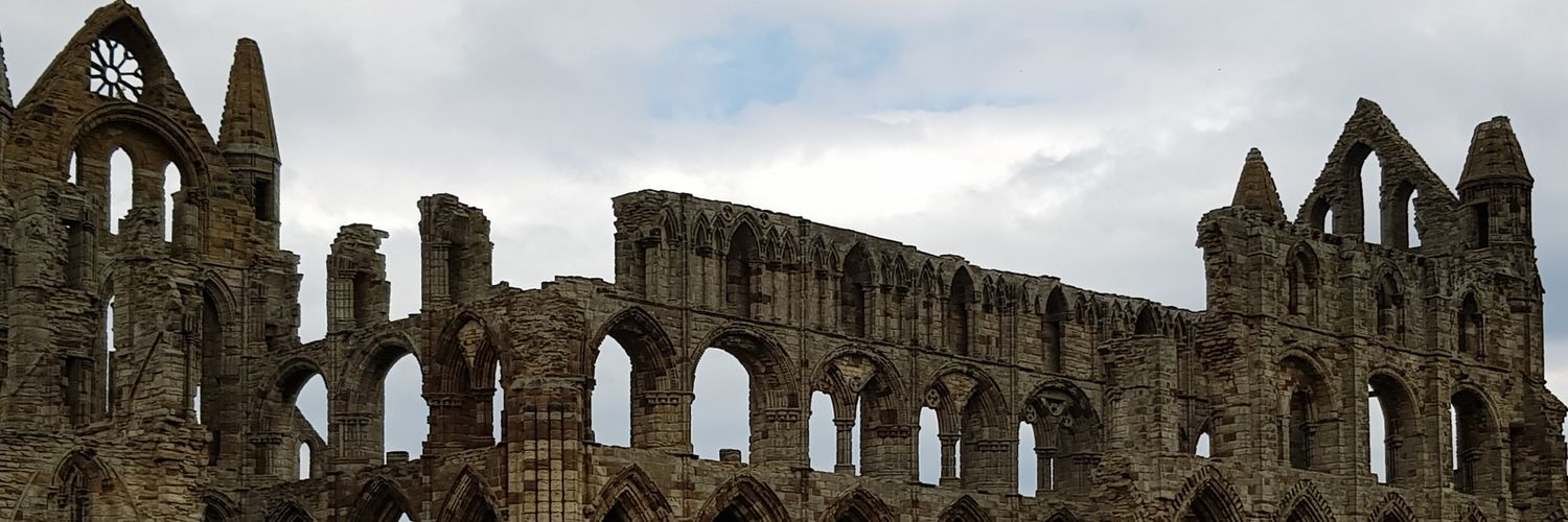 Lisa🎃🎹🎼🎶 banner