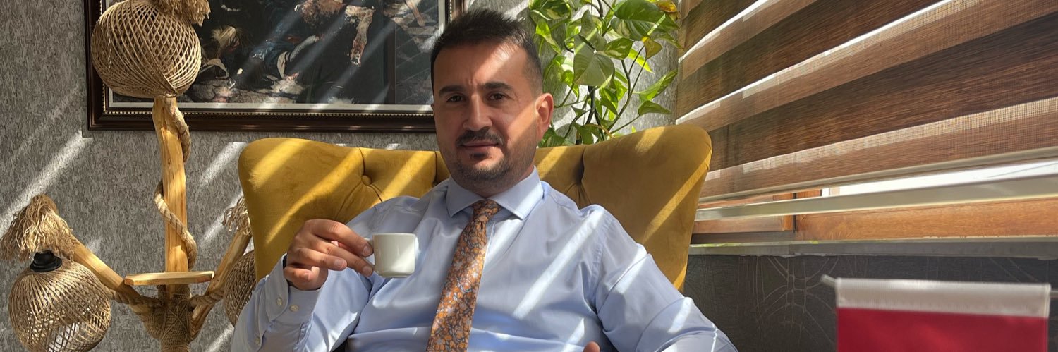 Levent Kama banner