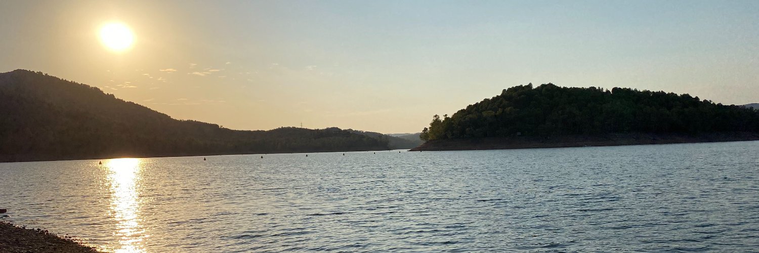 paraujof's profile banner image
