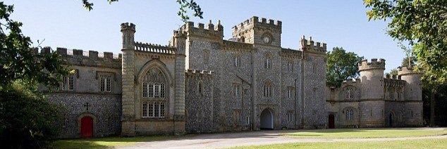 Castle Goring banner