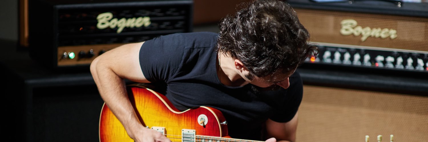Andre Nieri banner