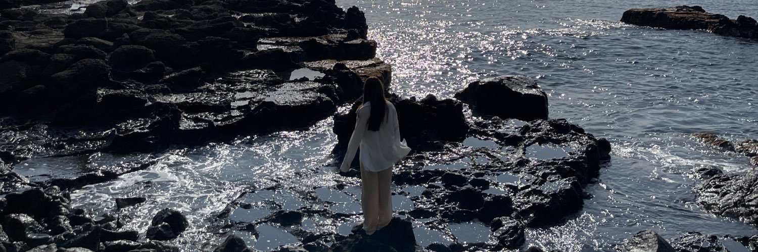 callmemayvel's profile banner image