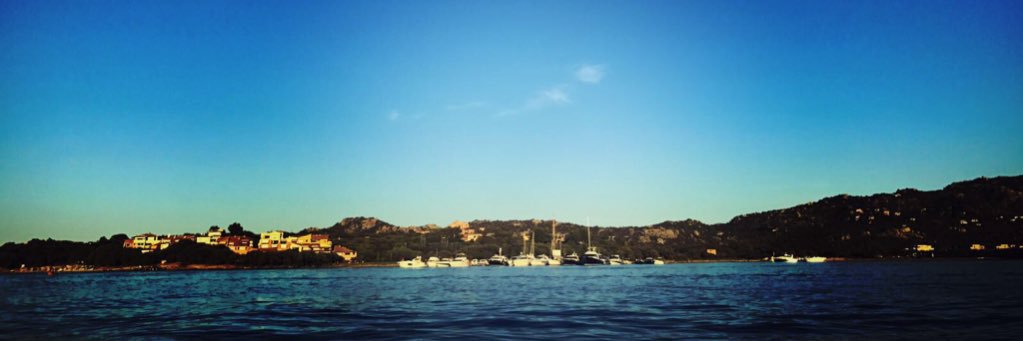 macacobeachh's profile banner image