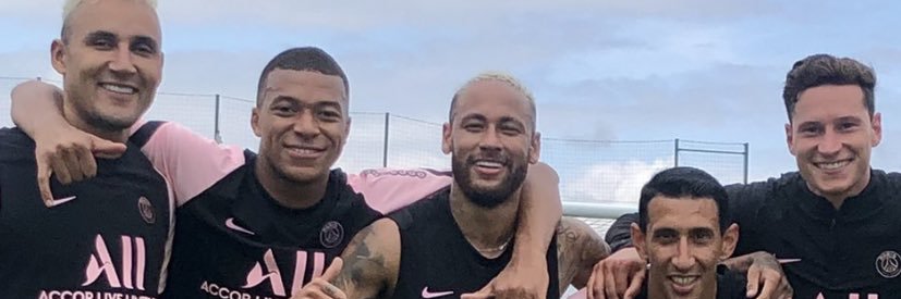 OhReiz's profile banner image