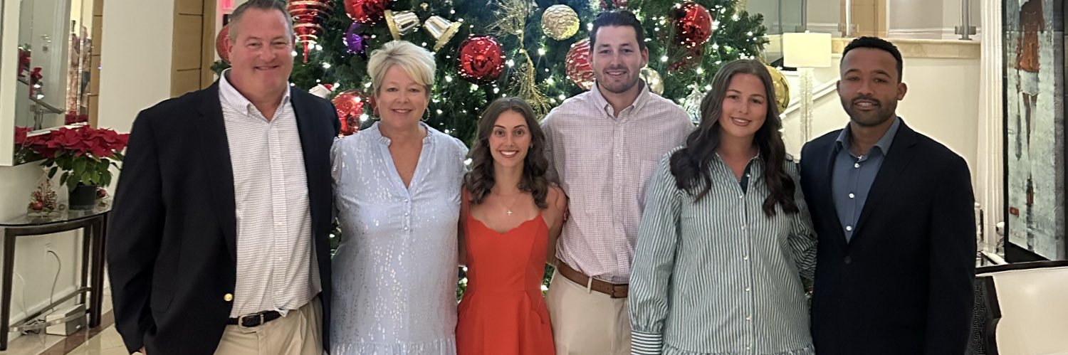 baileypuckett's profile banner image