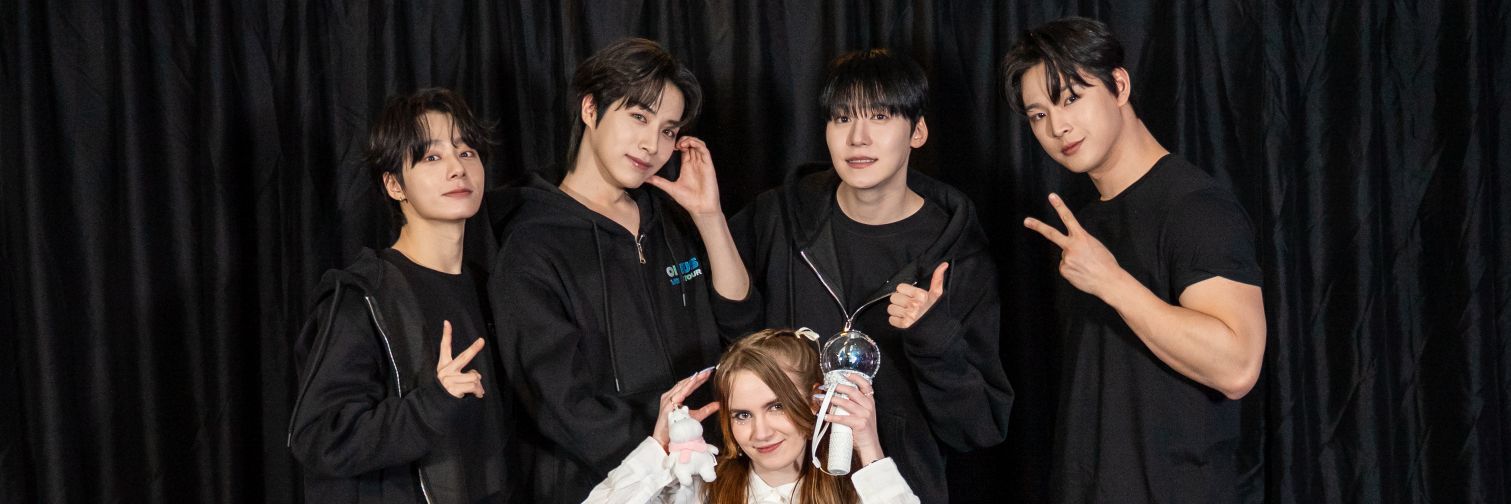 xioonmin's profile banner image