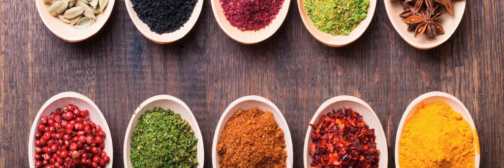 moona restaurant banner