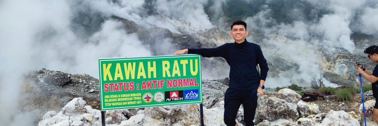 ilhamutm's profile banner image