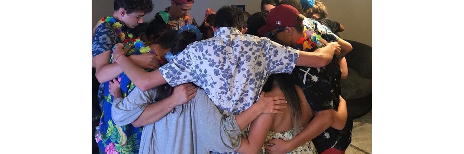 TJHS YoungLife banner