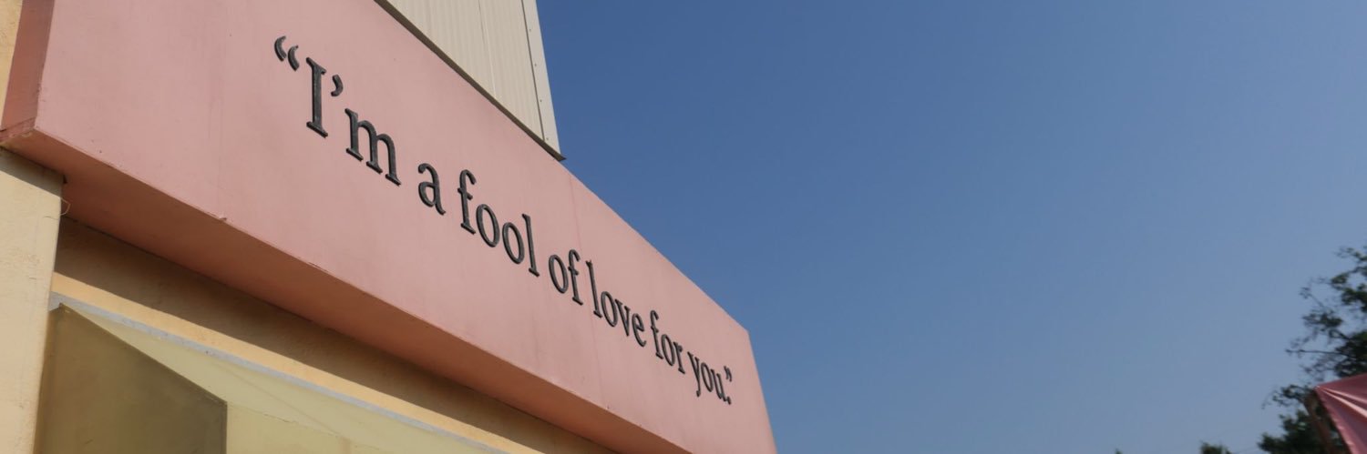 peachofuniverse's profile banner image