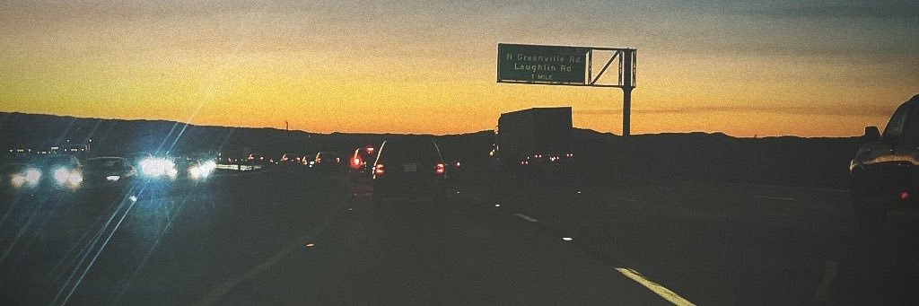 Topii😎 banner