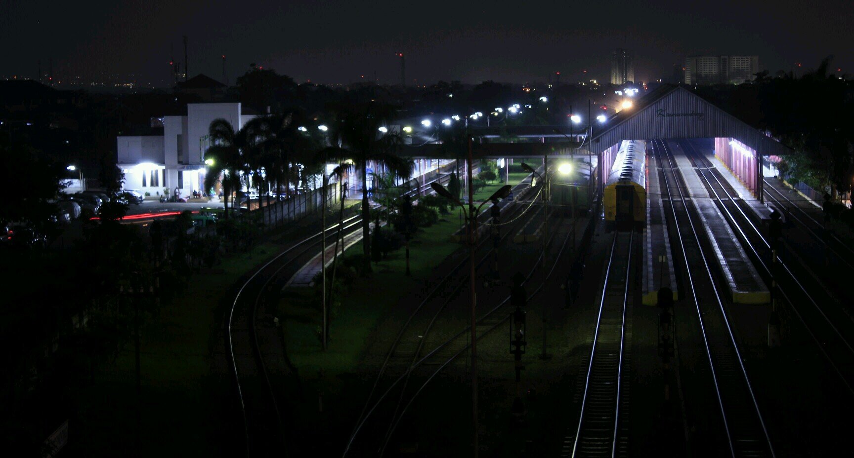 Sazli_R's profile banner image