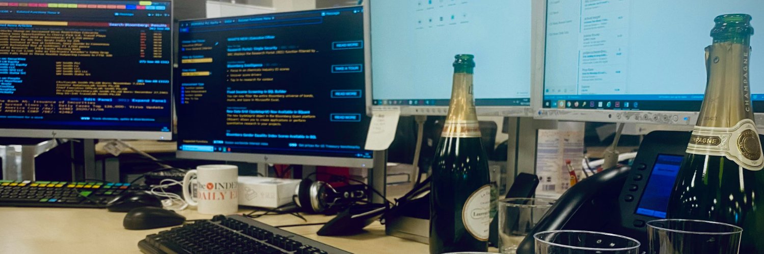 Simon Freeman banner