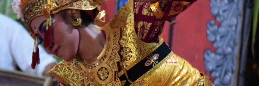 NadyaMahsa's profile banner image