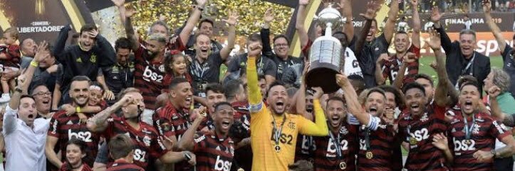 casluvini's profile banner image