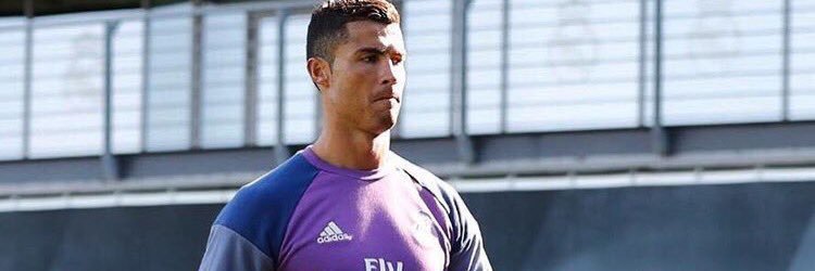 CR7 banner
