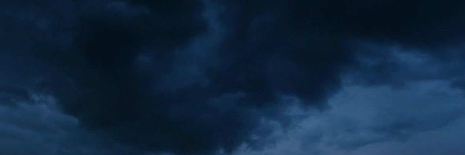 Laurass96's profile banner image
