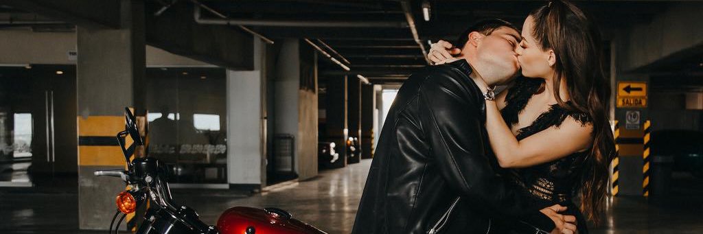 TaniaYong's profile banner image