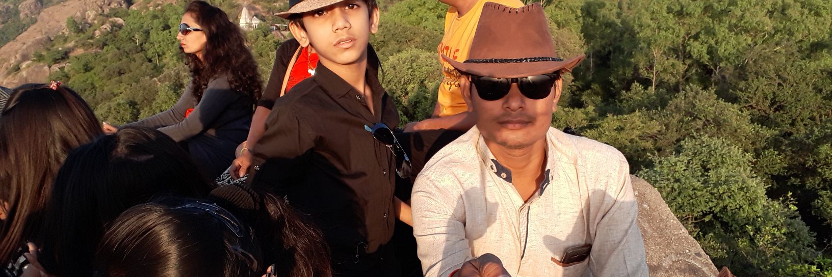 BabluMeena15's profile banner image