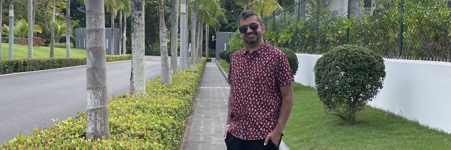 Vikram Bhandari 💚 banner