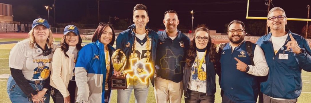 ᖇOᗷ ᖇOᗷᒪEᗪO banner