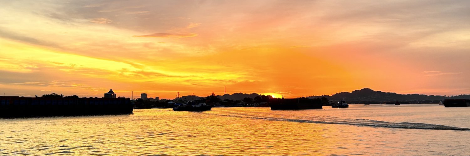 lisda_mariana's profile banner image